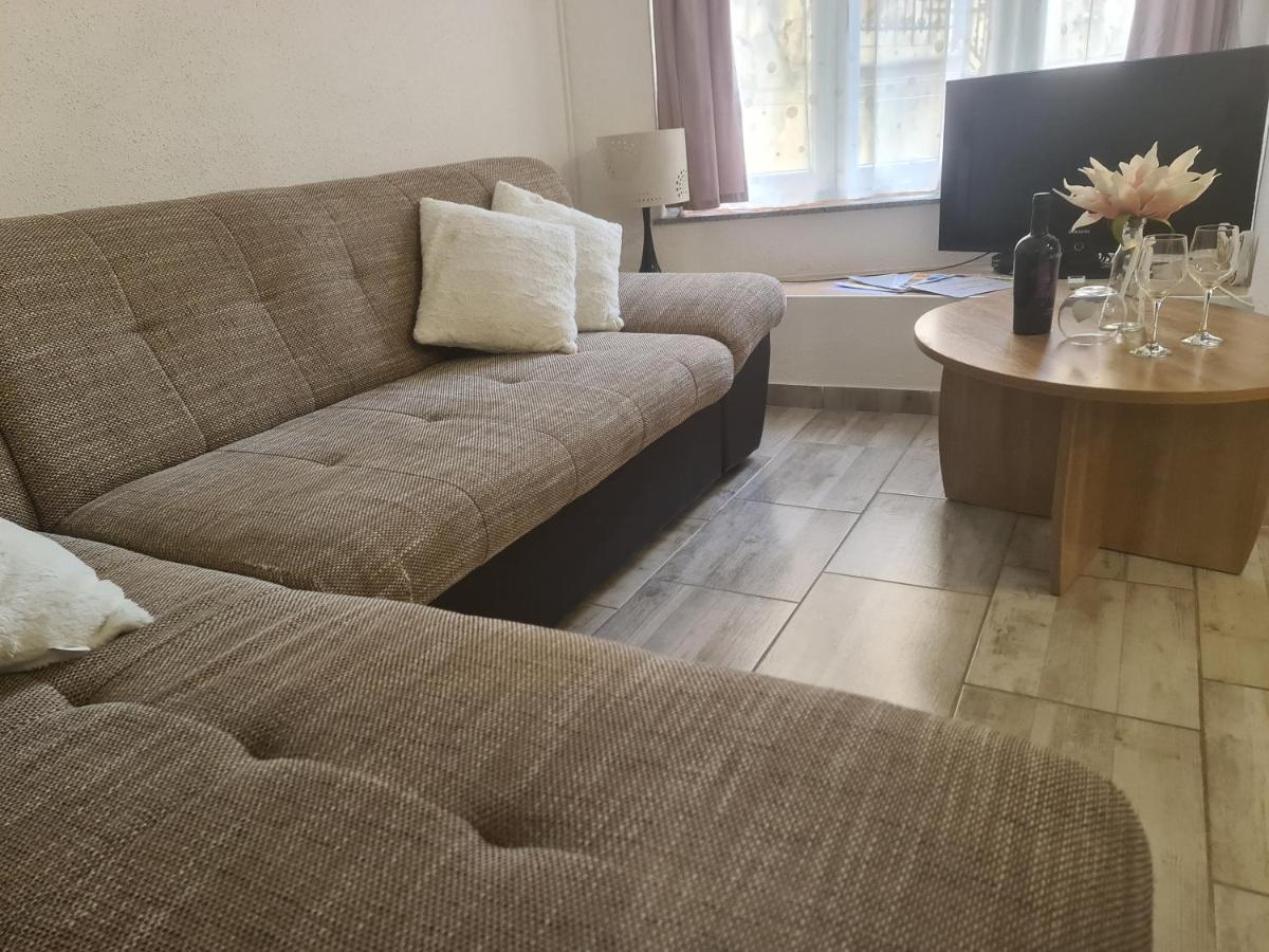 Manuela Apartment เซนญ์ ภายนอก รูปภาพ